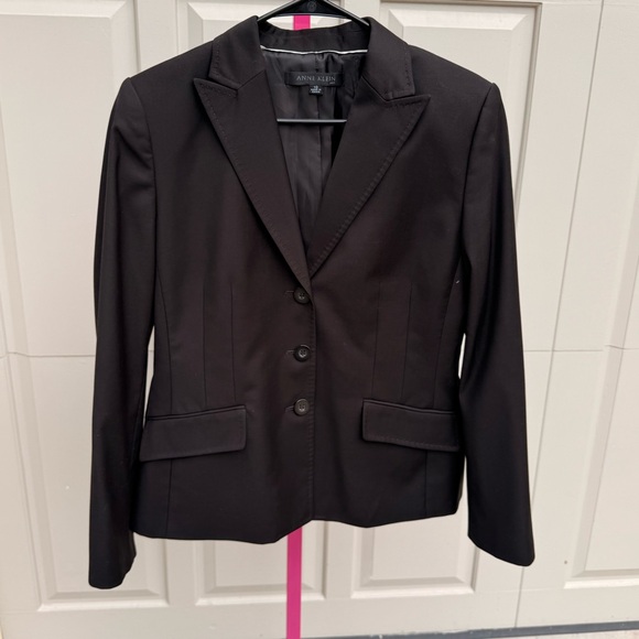 Anne Klein Women's Classic Black Blazer - Picture 1 of 6